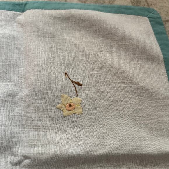 Cottage Core Flower Appliquéd Small Linen White Tablecloth Green Pink Blue 33x35 - Picture 8 of 9